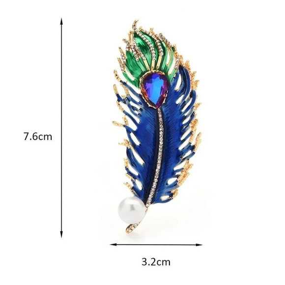 VQ Feather Brooch - Picture 3 of 5